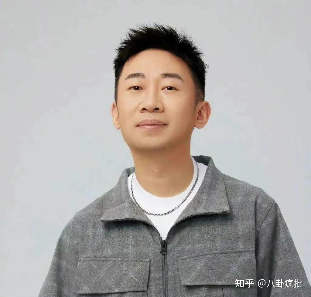 怎么看待杨迪和谈了17年的女朋友分手? - 知乎