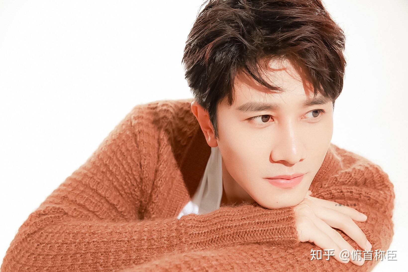 有没有彭冠英的高清手机壁纸,求分享? - 知乎