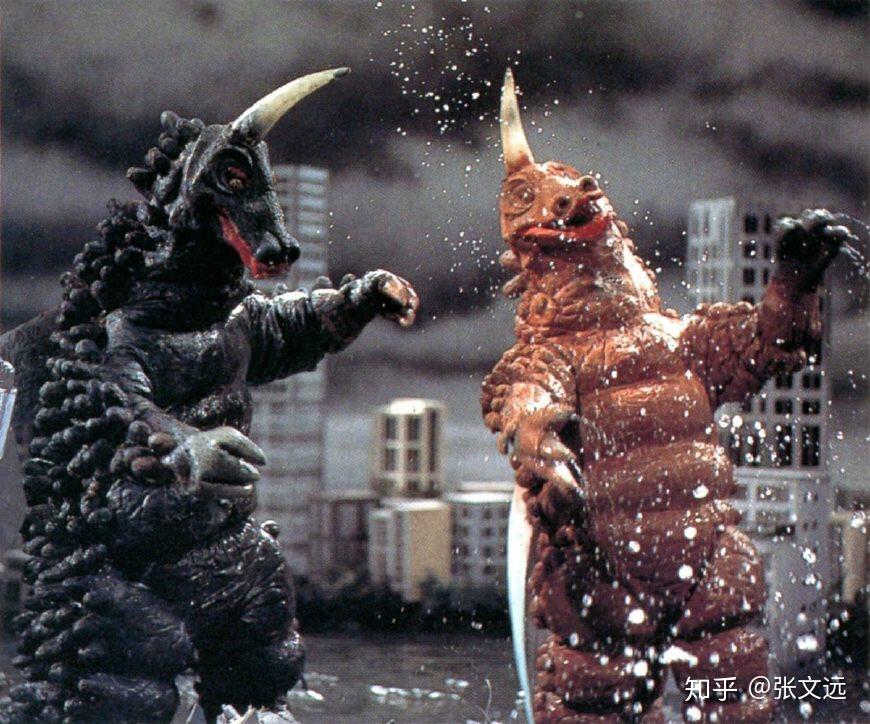 如果你是奥特曼中的一个怪兽,你会如何打败奥特曼?