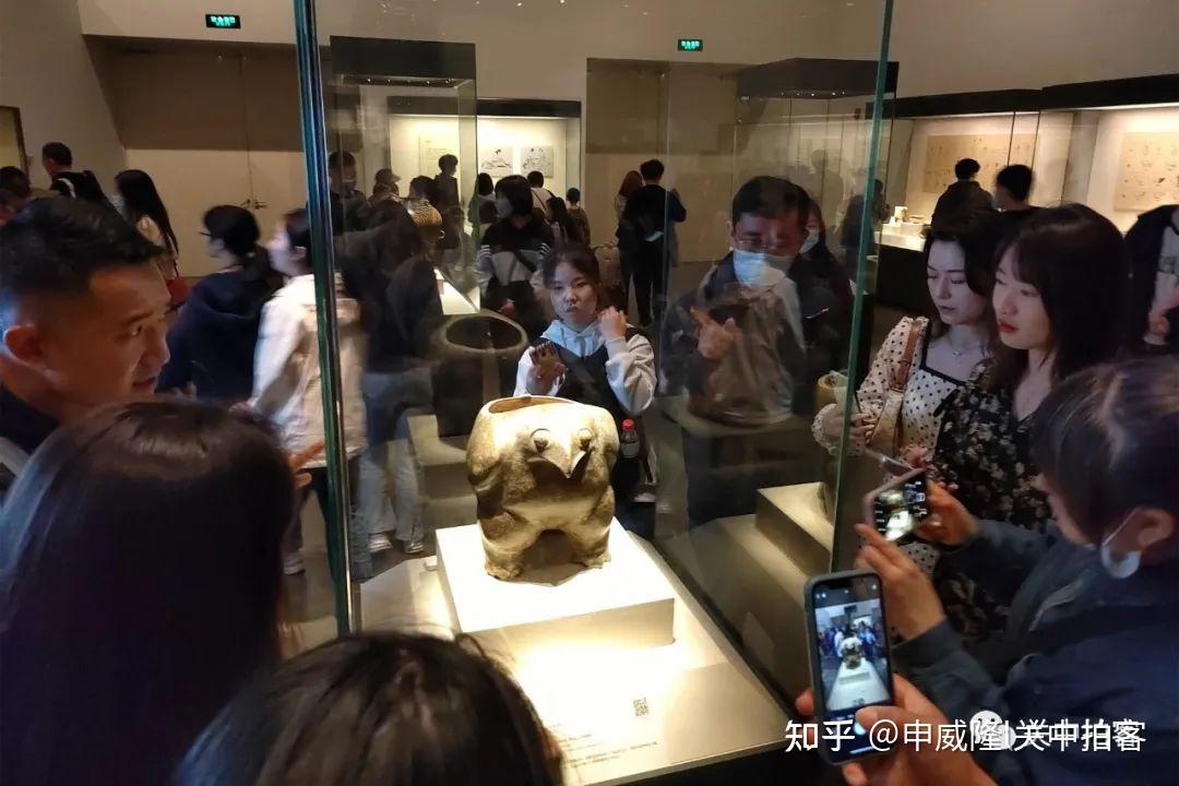 走进国家博物馆:看望渭南市出土的鹰形陶鼎 - 知乎