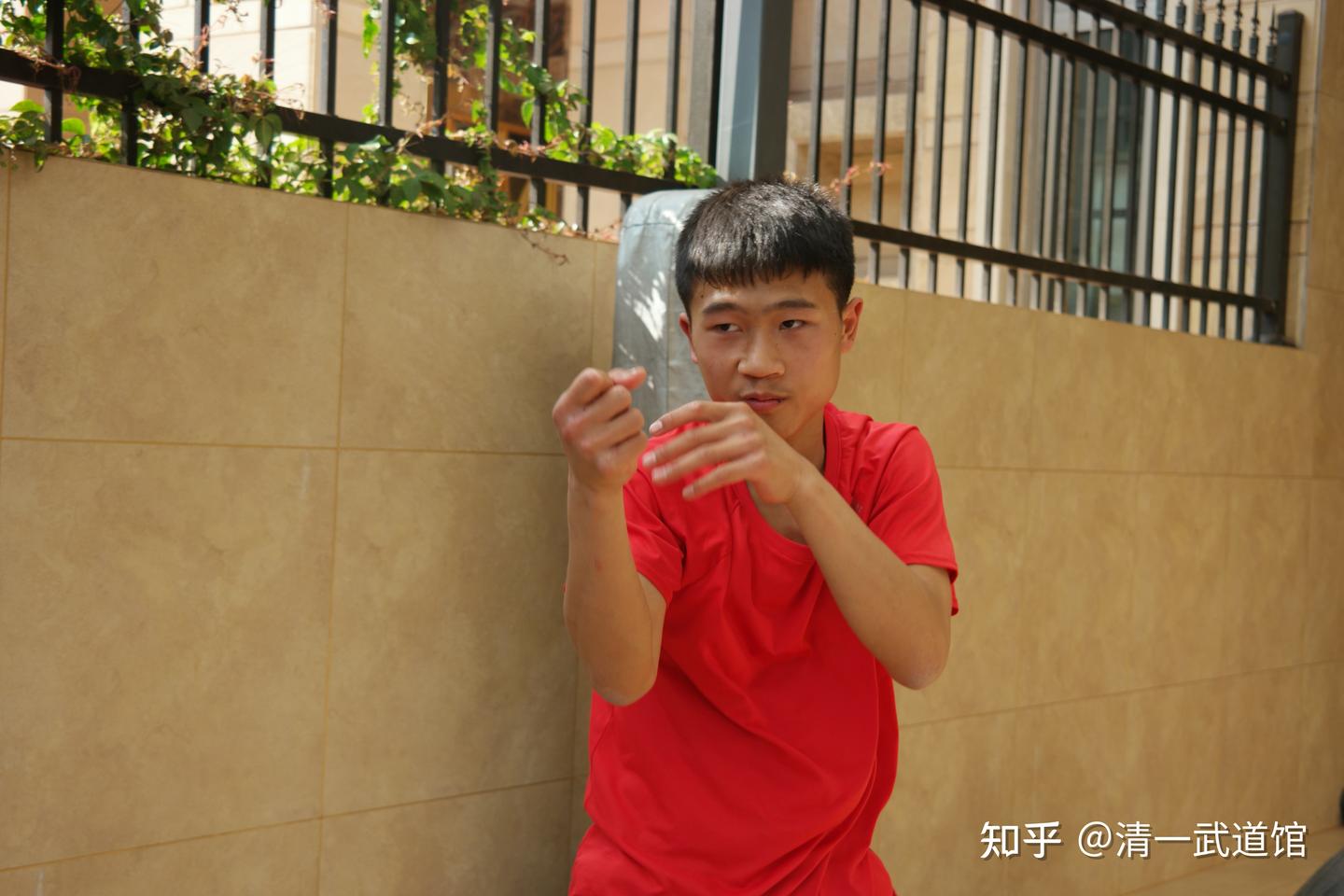 【人物专访——郑烨:网瘾少年的蜕变之旅 - 知乎