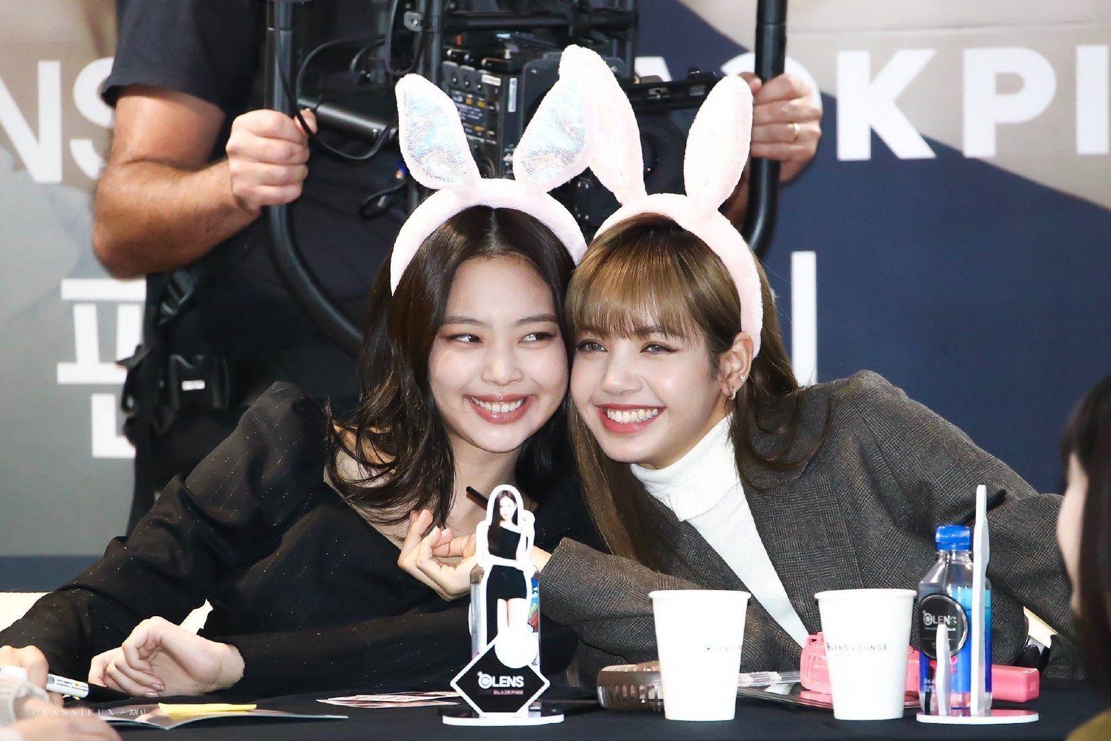 有没有blackpink中任意两个人的合照