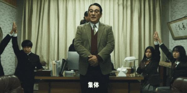 《新集体》荒诞诡异+抽象惊悚,年度“发疯”恐怖片