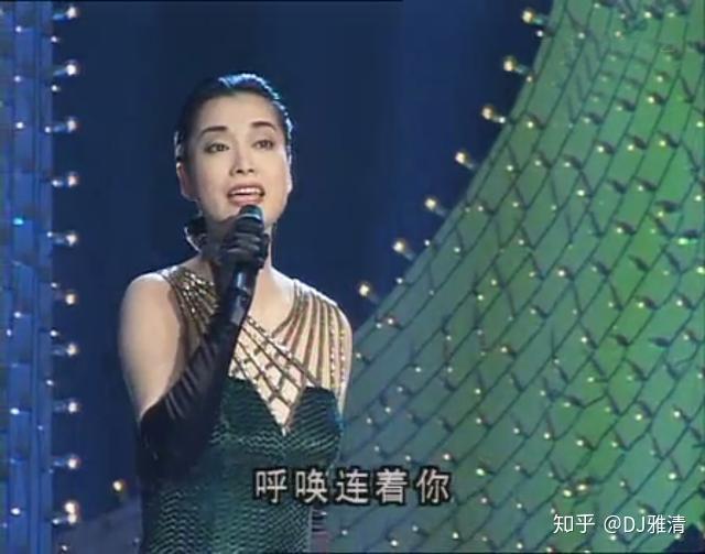 1995年春晚帅哥多美女也多杨钰莹毛宁刘德华都来了但最难忘还是她- 知乎