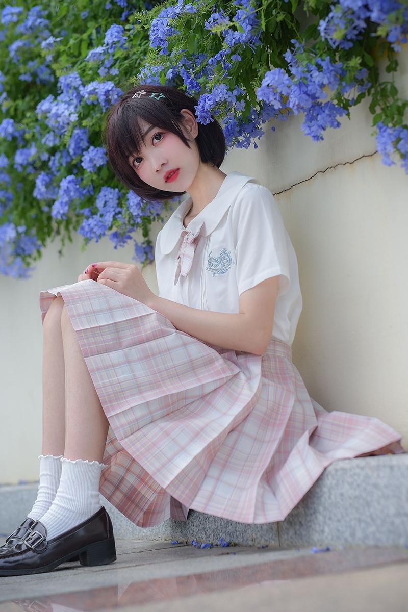 女生为什么都要穿白袜子和jk