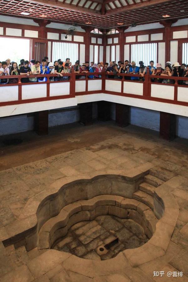 「华清池」是一个什么景点,有哪些吸引人的地方和游览建议?