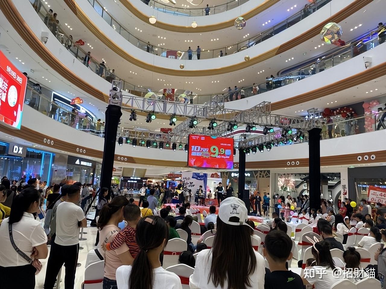 2025年餐厅生意越来越差?不是“没人吃饭”,是吃饭的人“变了” - 知乎