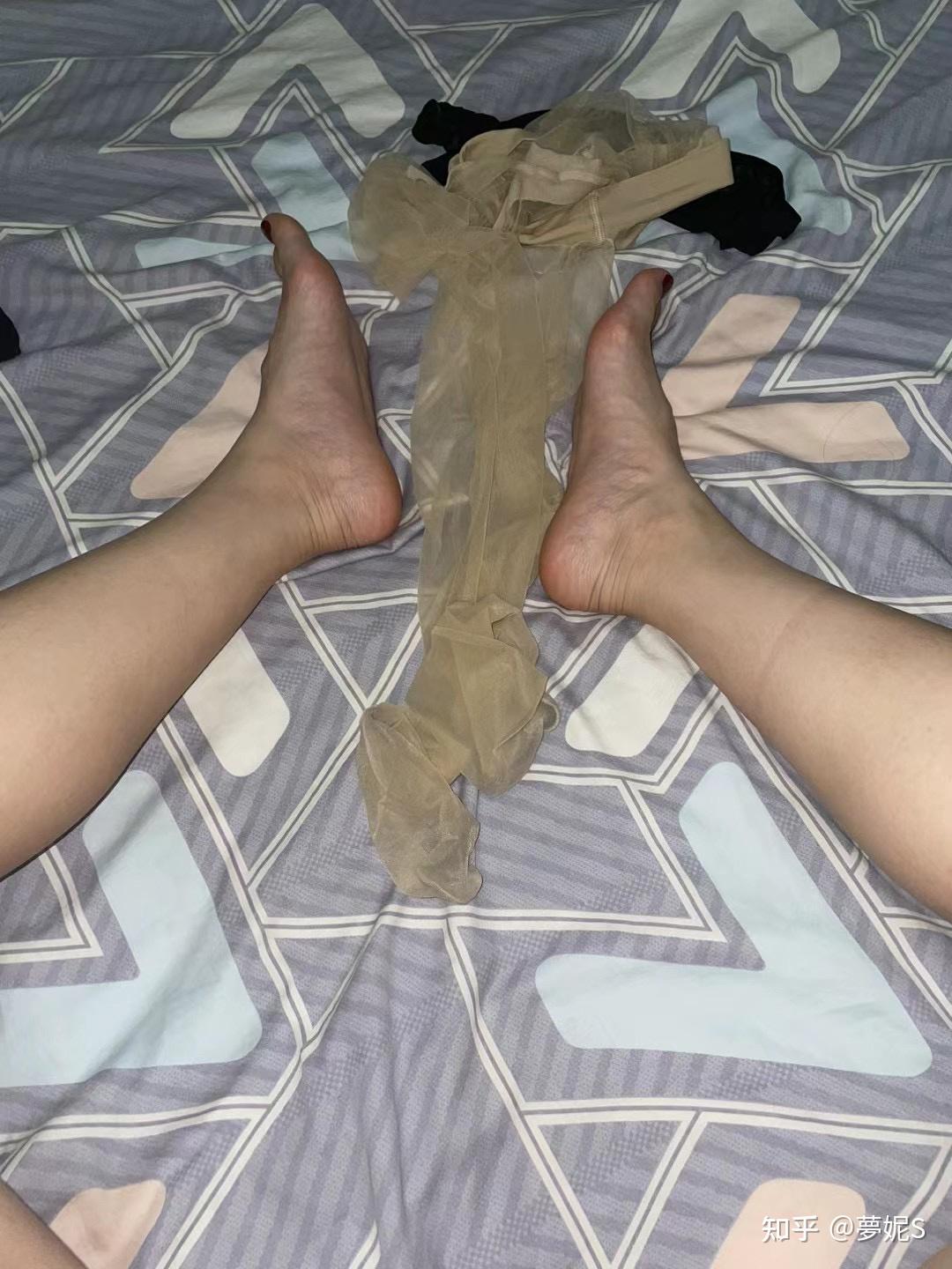小姐姐们,你的袜子最多连续穿过几天?