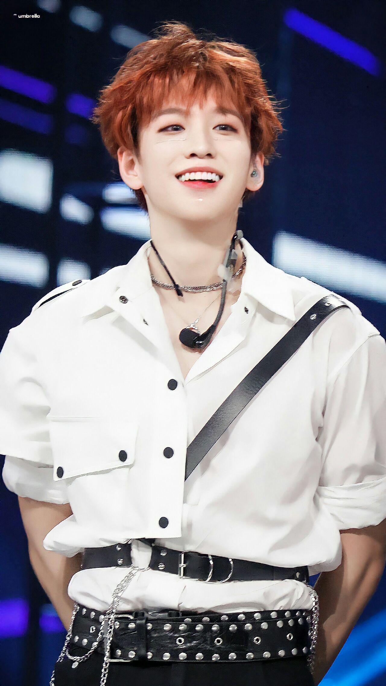 有哪些帅到爆炸的余景天照片图片壁纸