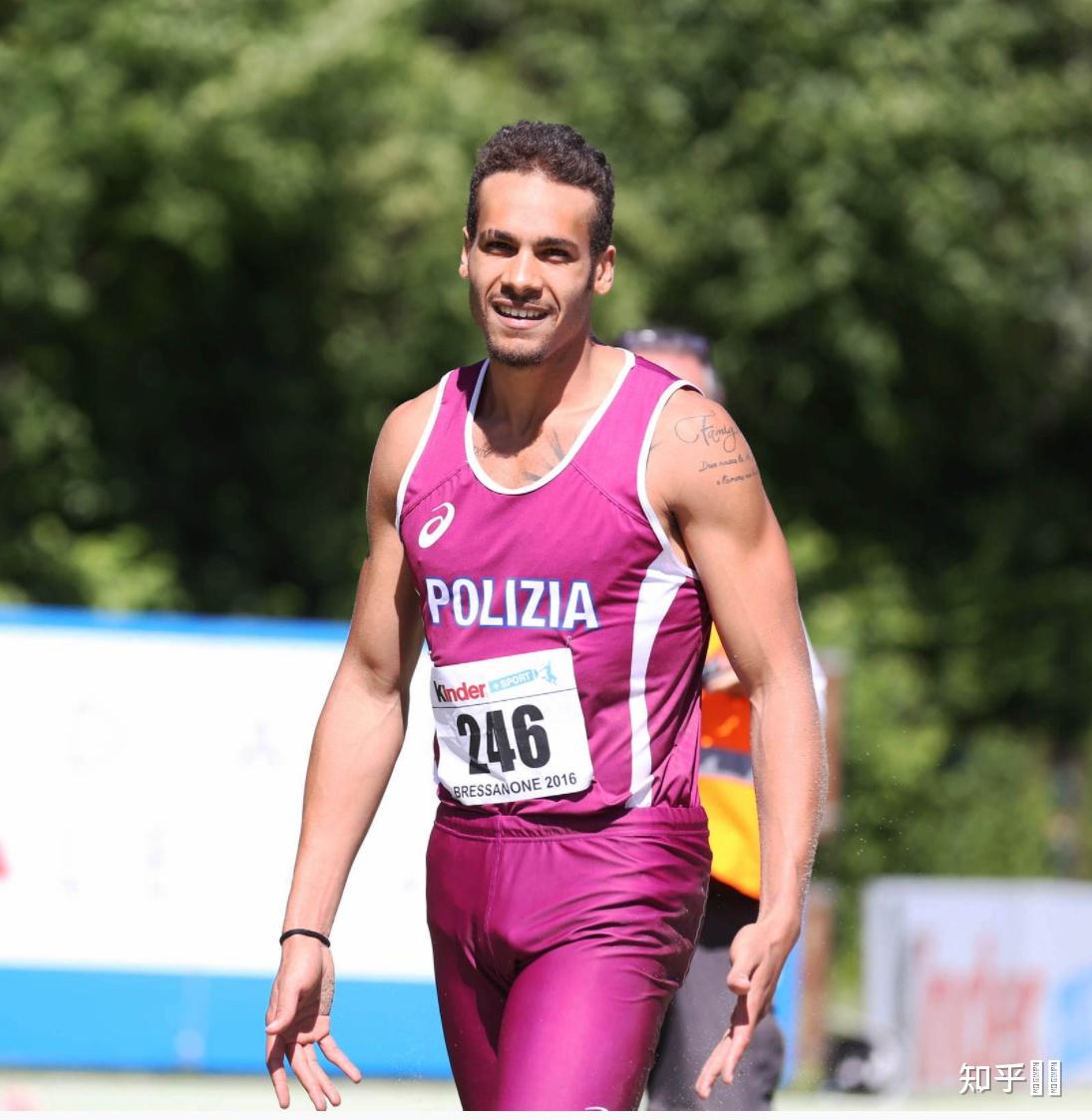 拉蒙特·马塞尔·雅各布斯是白人吗? - 知乎