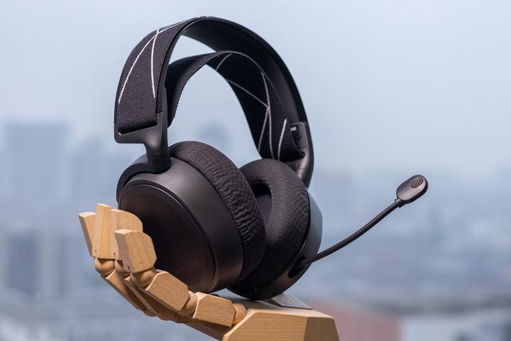 "非主流"无线游戏耳机——赛睿寒冰9无线游戏耳机浅评