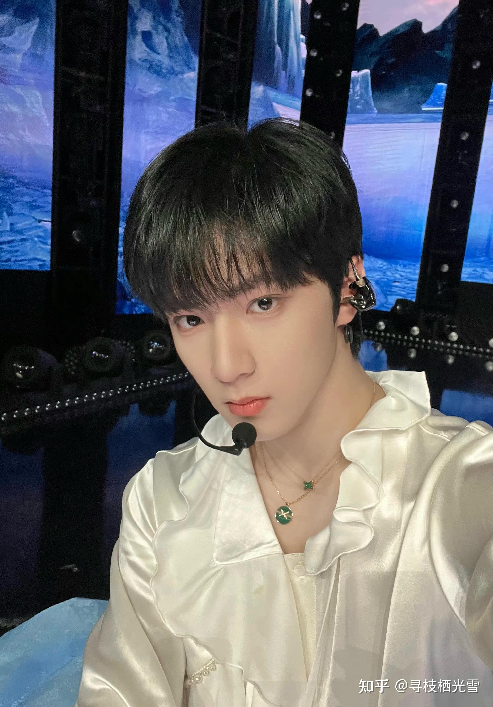 刘耀文有什么神图? - 知乎