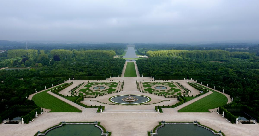 游览凡尔赛宫最直观的感受是什么?