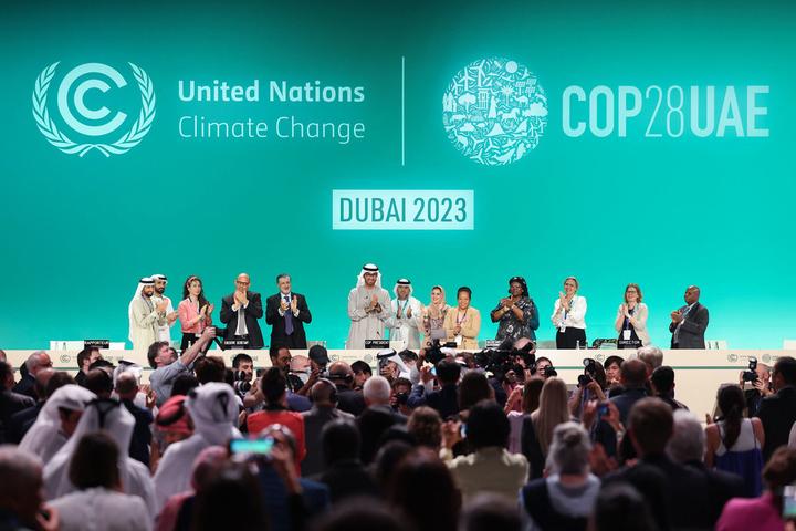 两个史上首次丨第28届 《联合国气候变化框架公约》缔约方大会落幕