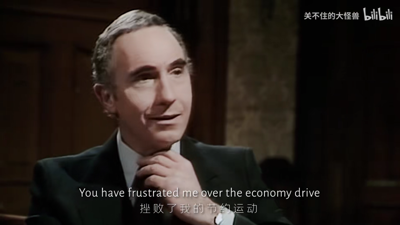 英剧是大臣中为什么汉弗莱爵士的人气会比哈克高