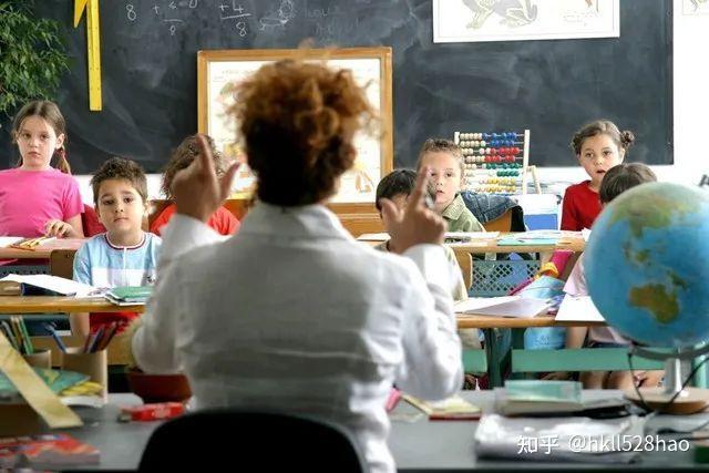 孩子上课爱说话,到底是什么原因导致的? - 知乎