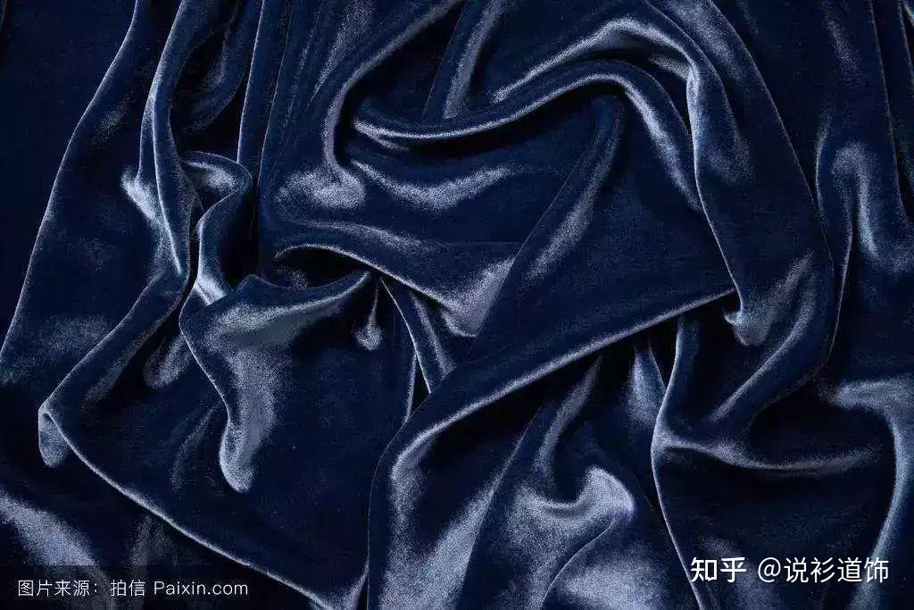 穿衣|丝绒上位,才叫高贵 - 知乎