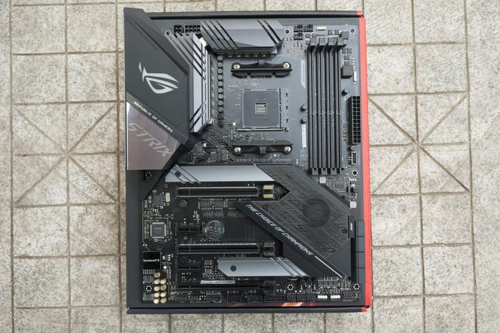 八测】在？加点钱进群？ROG STRIX X570-F GAMING评测- 知乎