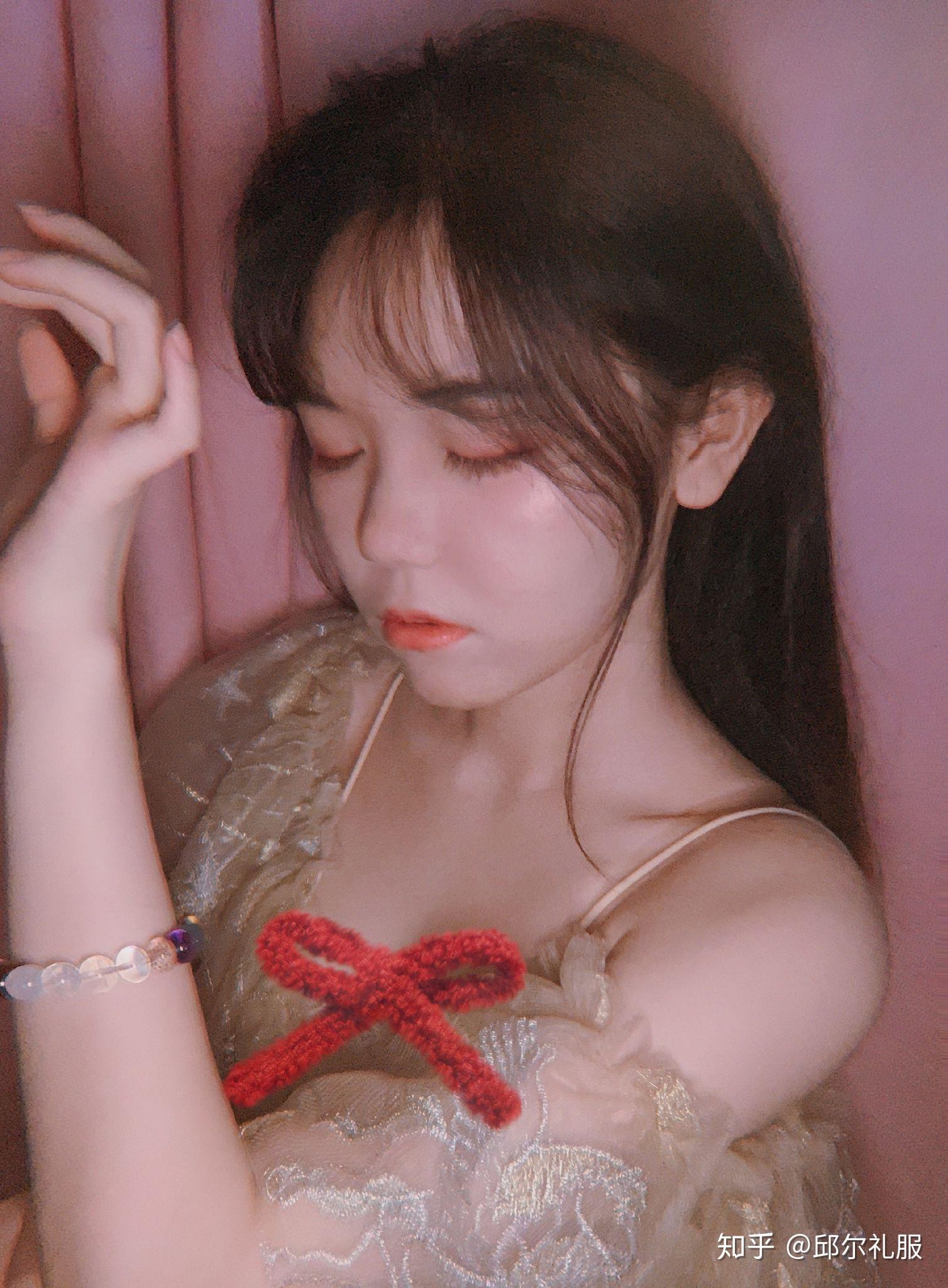 有没有封茗囧菌的照片? - 知乎