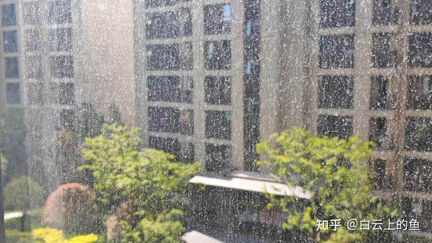 擦窗机器人可以自动洗抹布?科沃斯窗宝W3让玻璃清洁卷出新高度!
