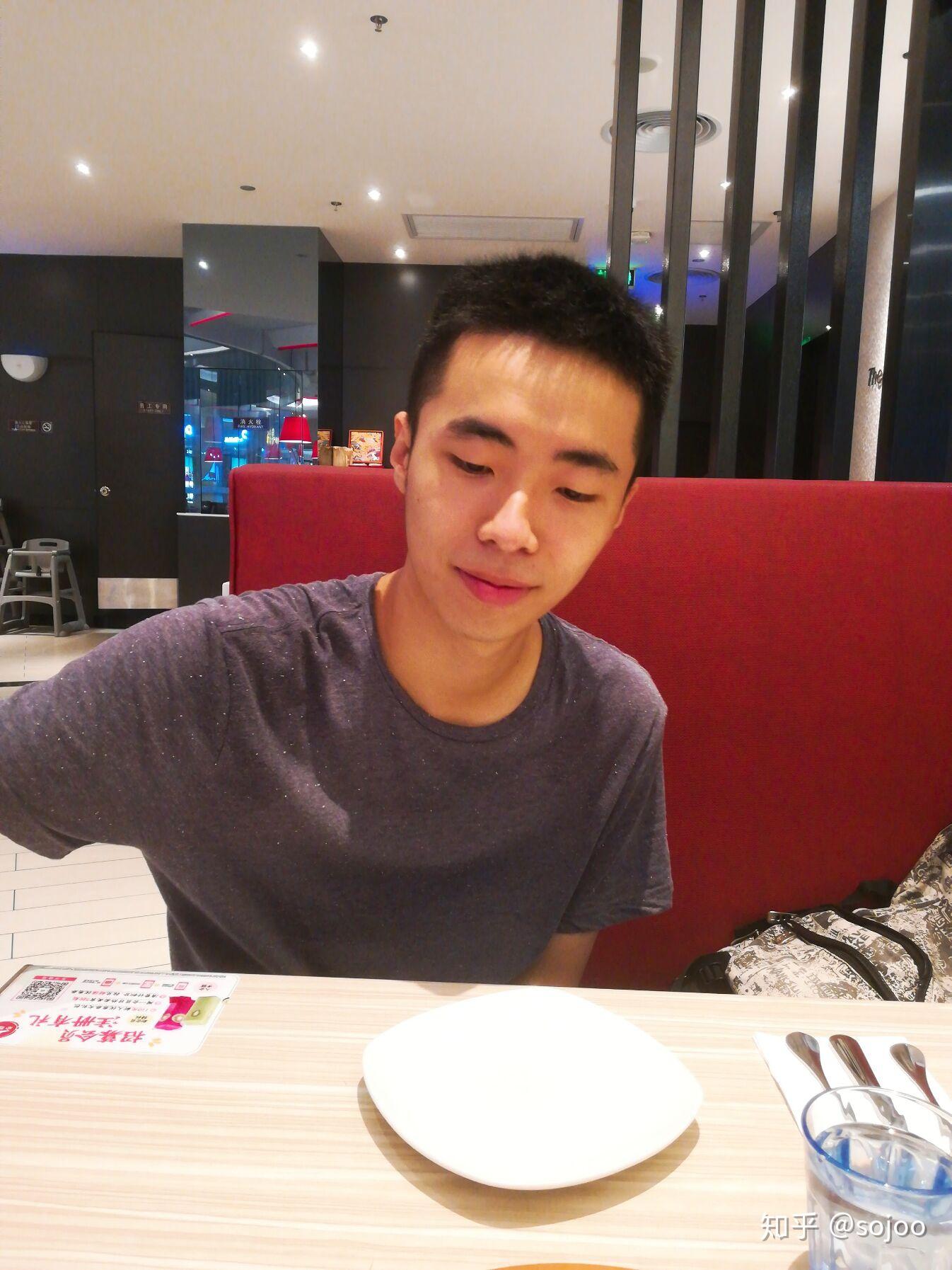 女生会喜欢长得高但相貌一般的男生吗?