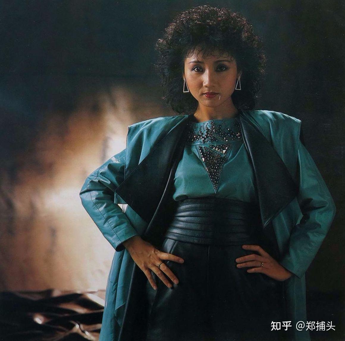 当年在春晚唱《春光美》大火之后,歌手张德兰为什么消失了? - 知乎