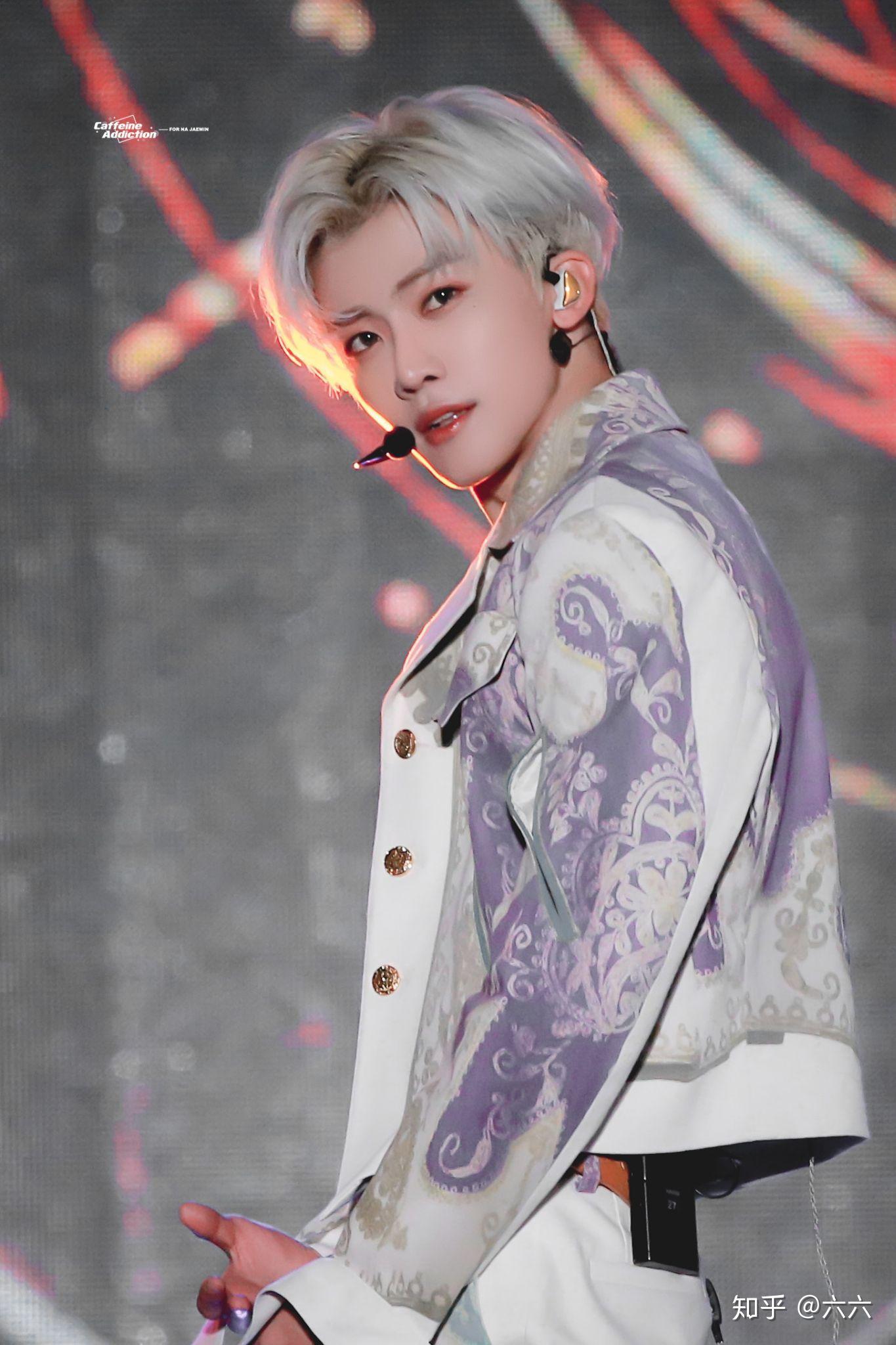 如何评价罗渽民这次回归的黑发? - 知乎