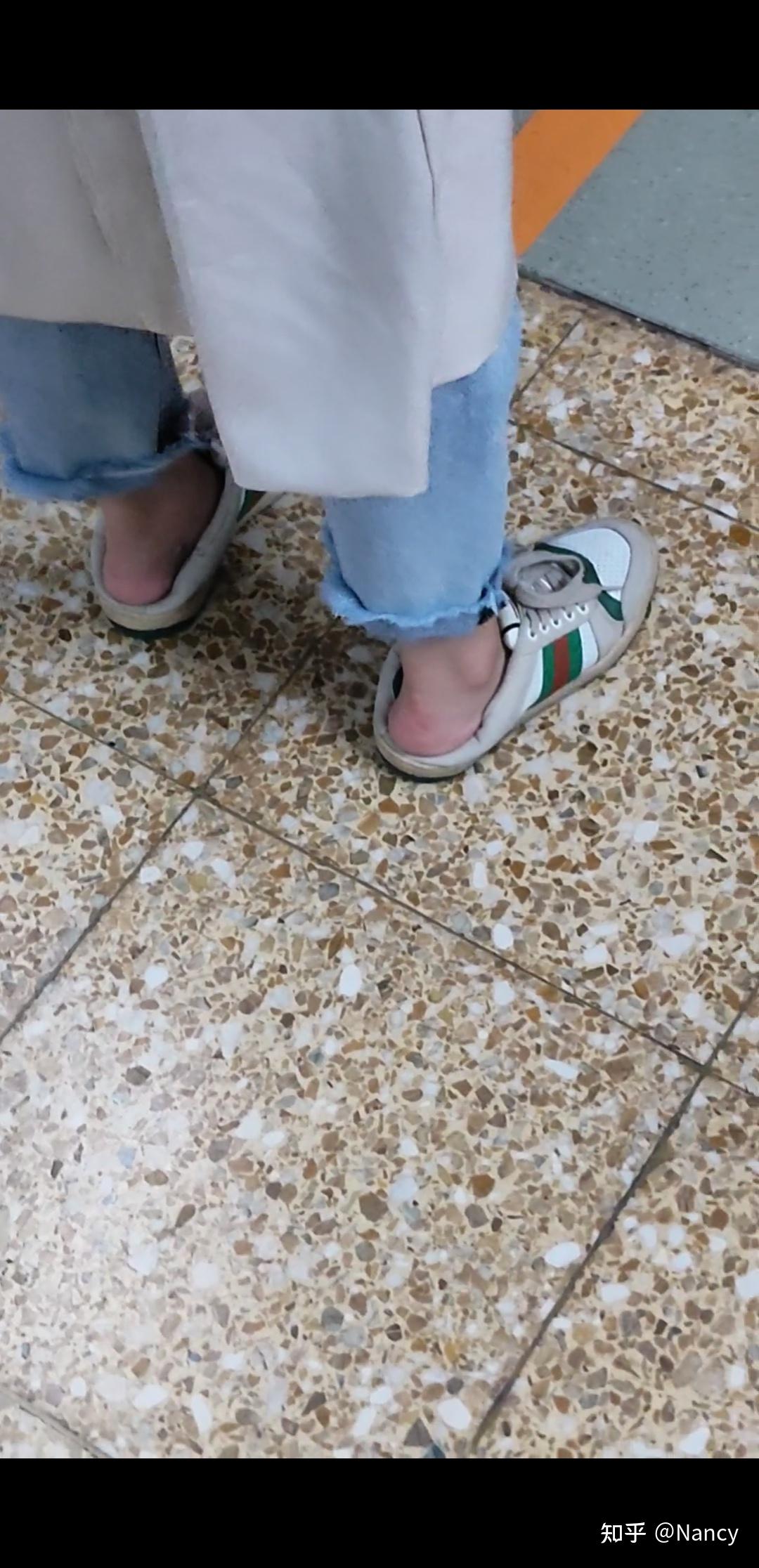 如何看待穿鞋踩后鞋跟的人? - 知乎