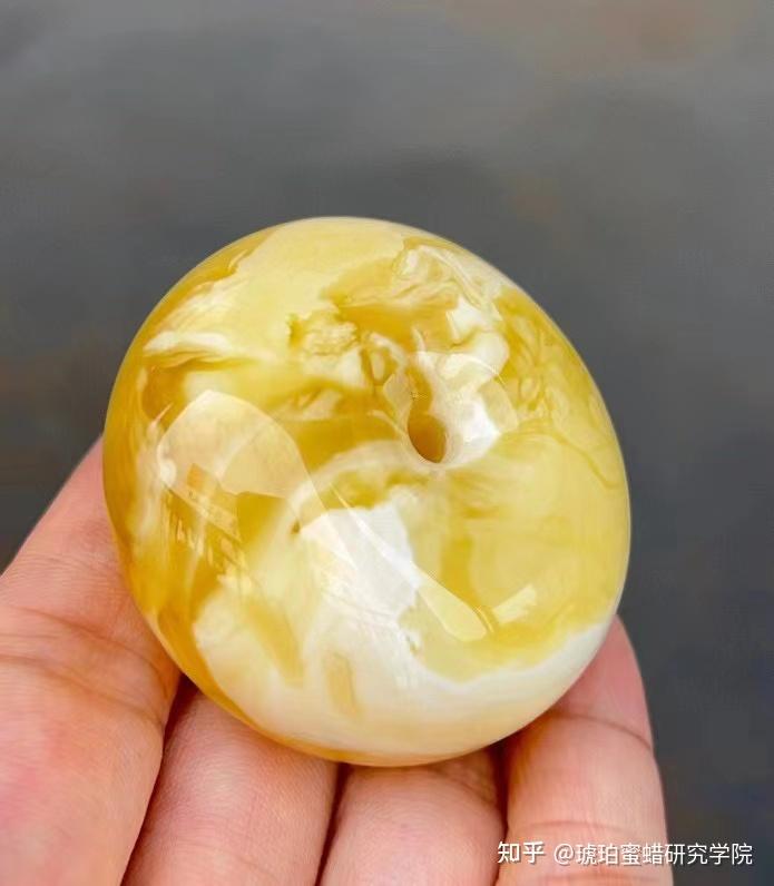 蜜蜡多少钱一克是合理的蜜蜡真的会有一个合理的价格吗