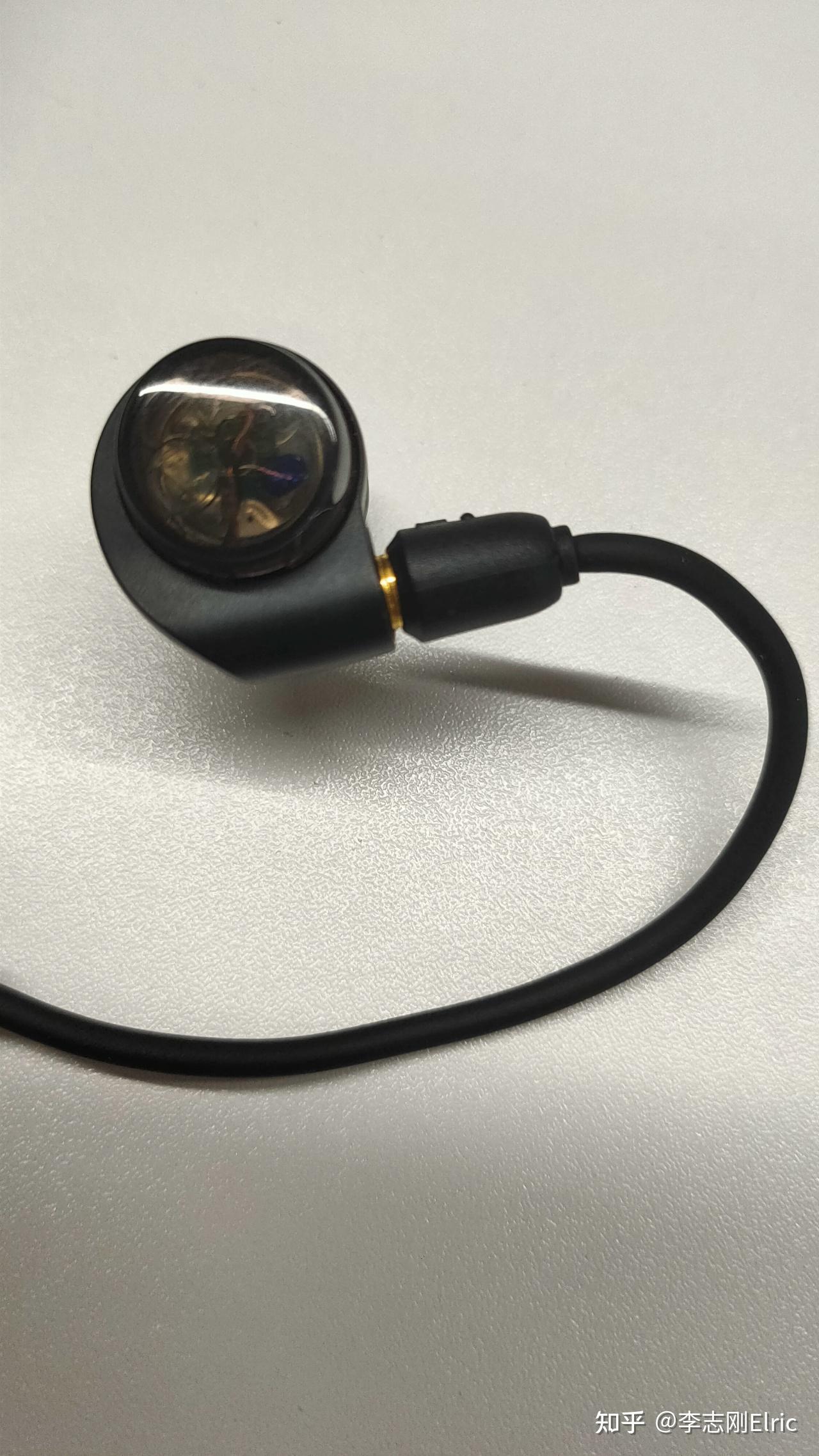 铁三角e40佩戴问题?
