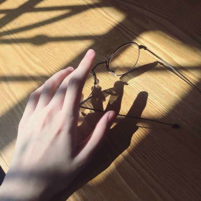 你好能不能帮忙推荐一些男头啊