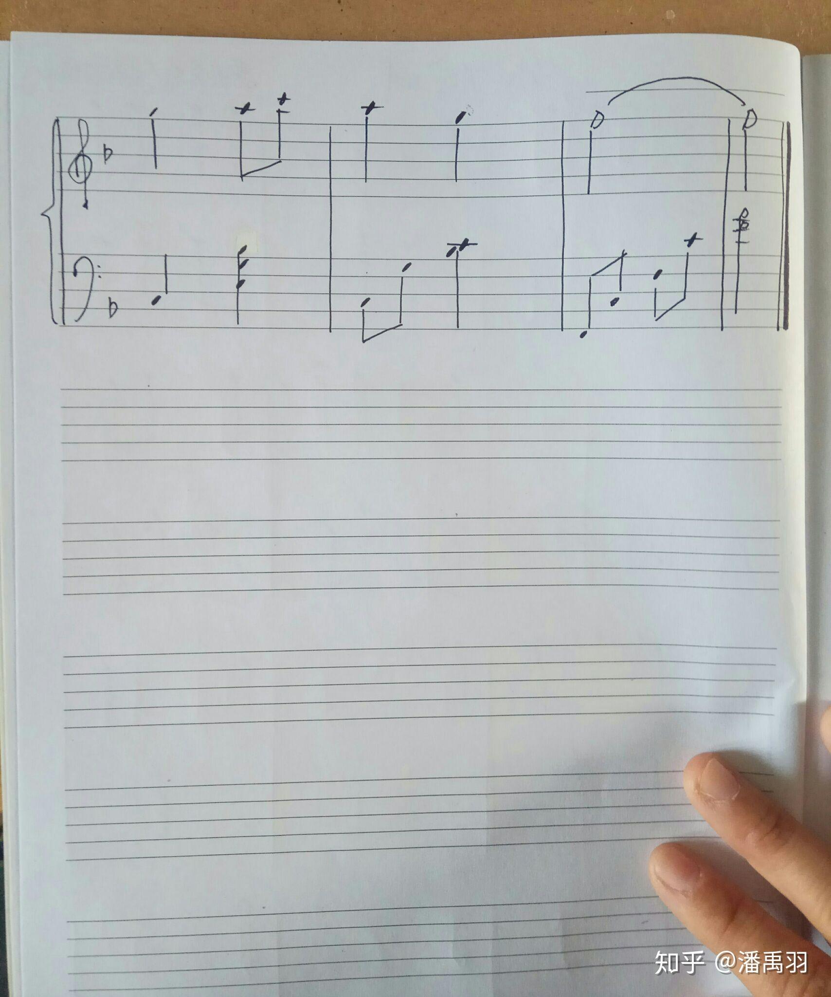 钢琴儿歌配左手和弦儿歌小树叶1f四二拍降7想知道左手怎么配比较好