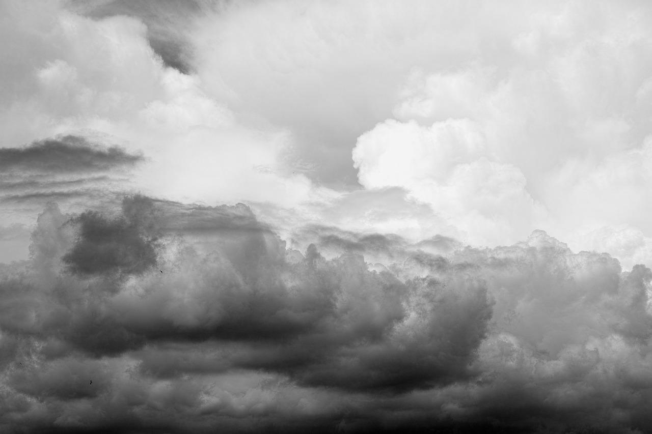 广东回南天怎么办