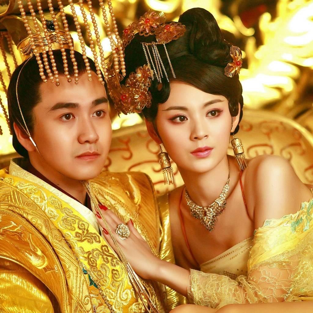 1981—1990年,此算命先生多次称帝,享受与多名女子同床“待遇” - 知乎 1981—1990年,此算命先生多次称帝,享受与多名女子同床“待遇” - 知乎