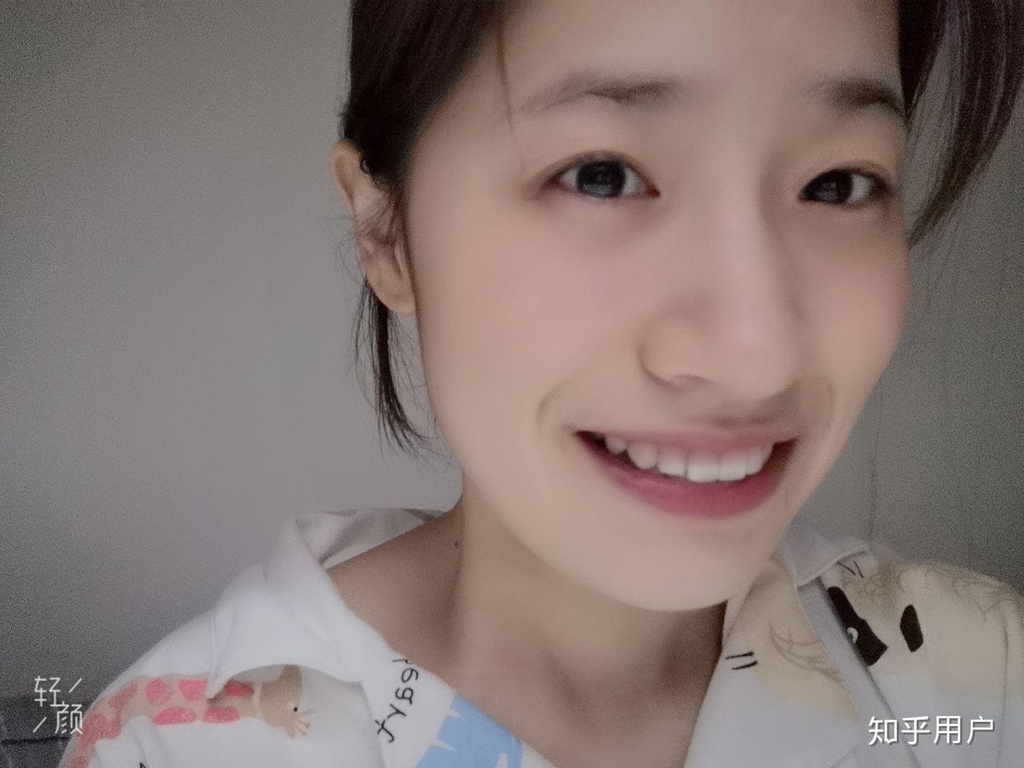 有没有小眼睛大鼻子还很好看的女生