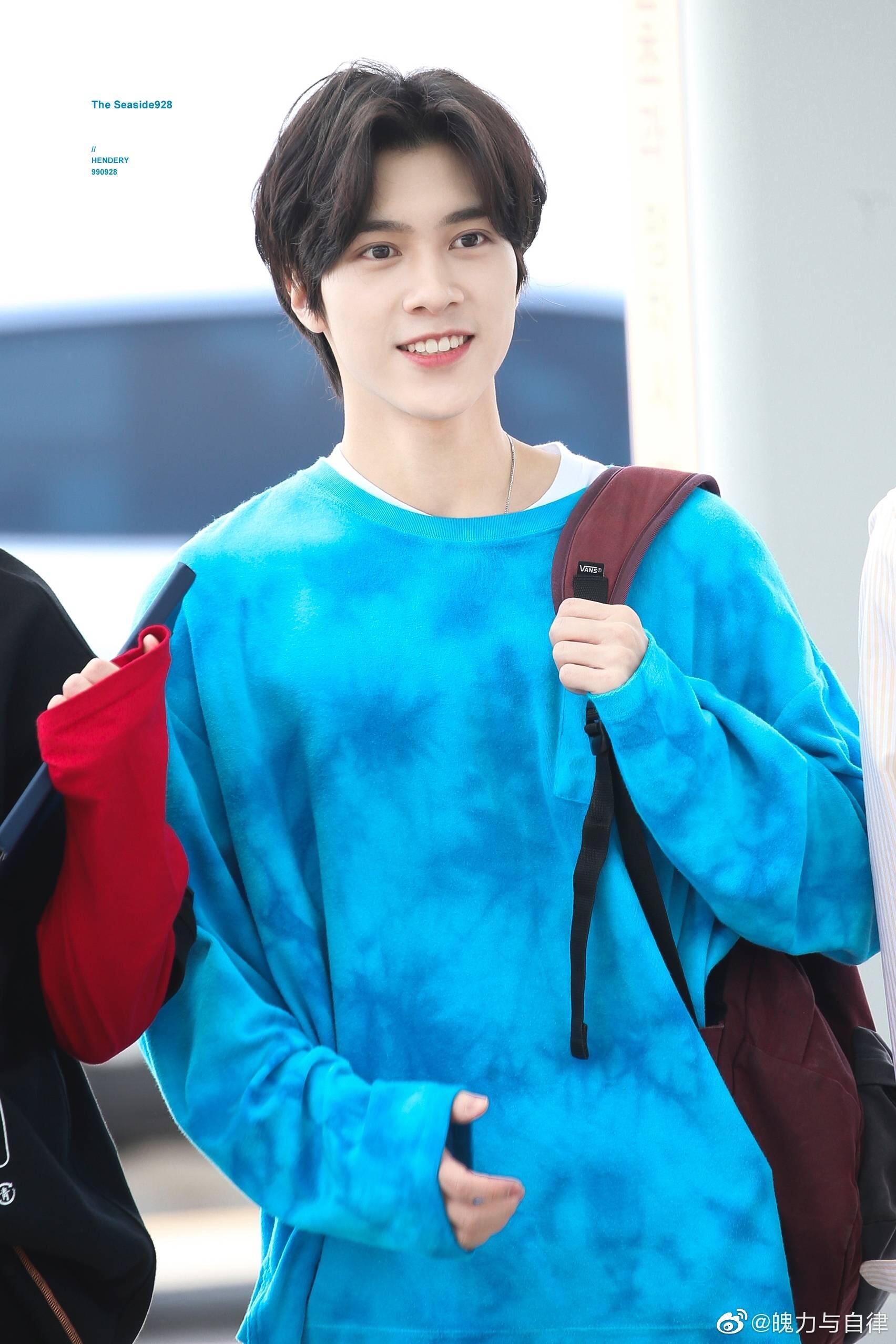 如何评价威神v成员hendery黄冠亨