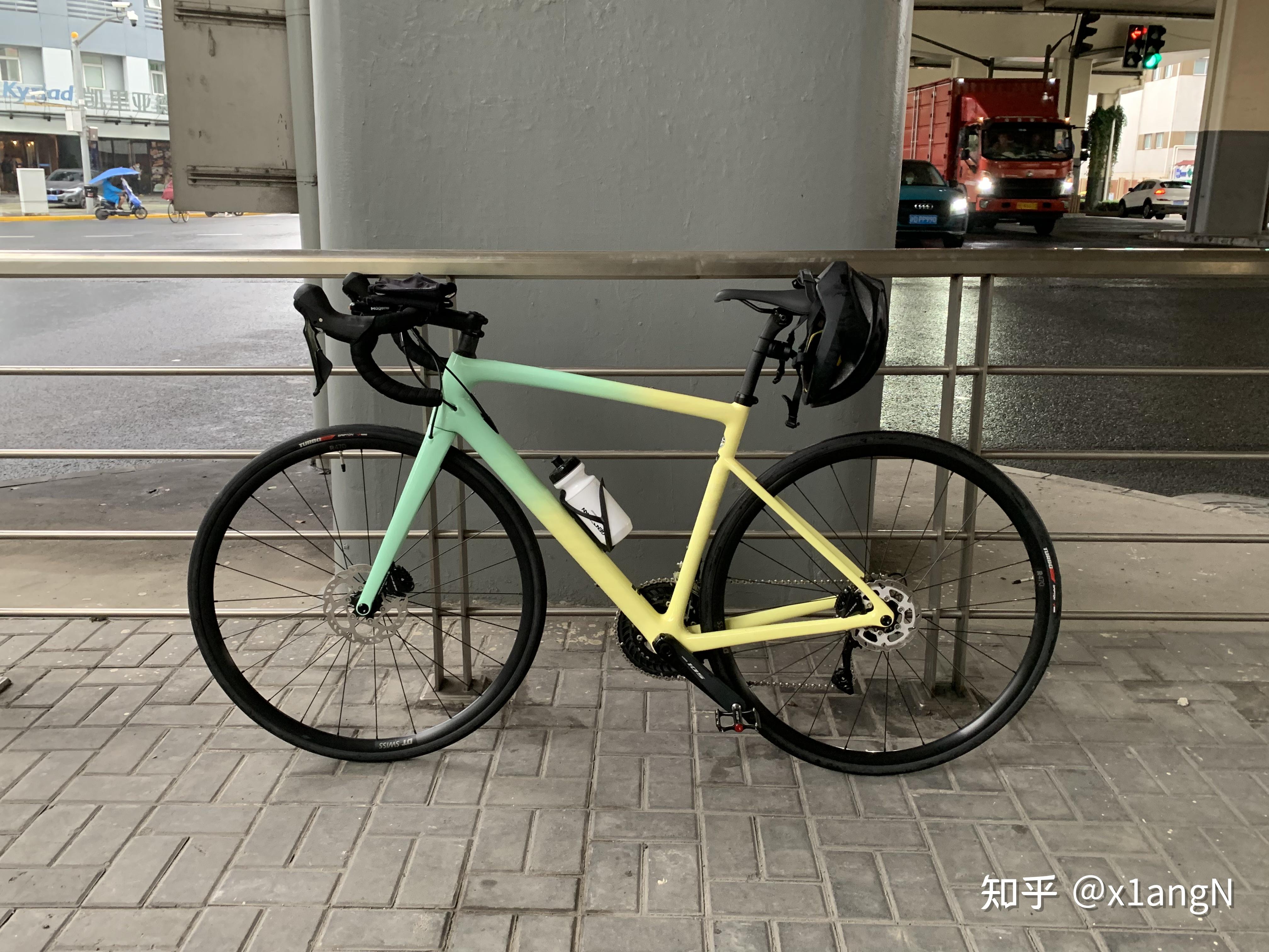闪电tarmac sl6 sport和allez sprint哪个好? - 知乎