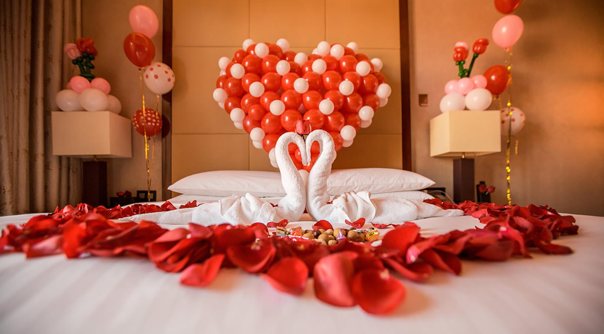 在自己家里简单浪漫的求婚布置-求婚订婚|广州气球布置