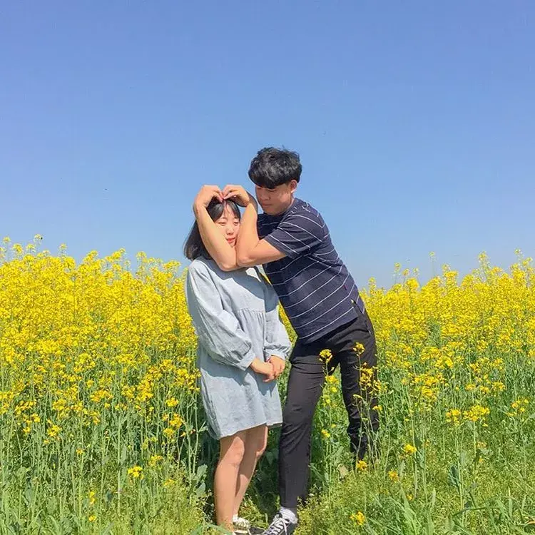 如何拍出创意十足的情侣照? - 知乎