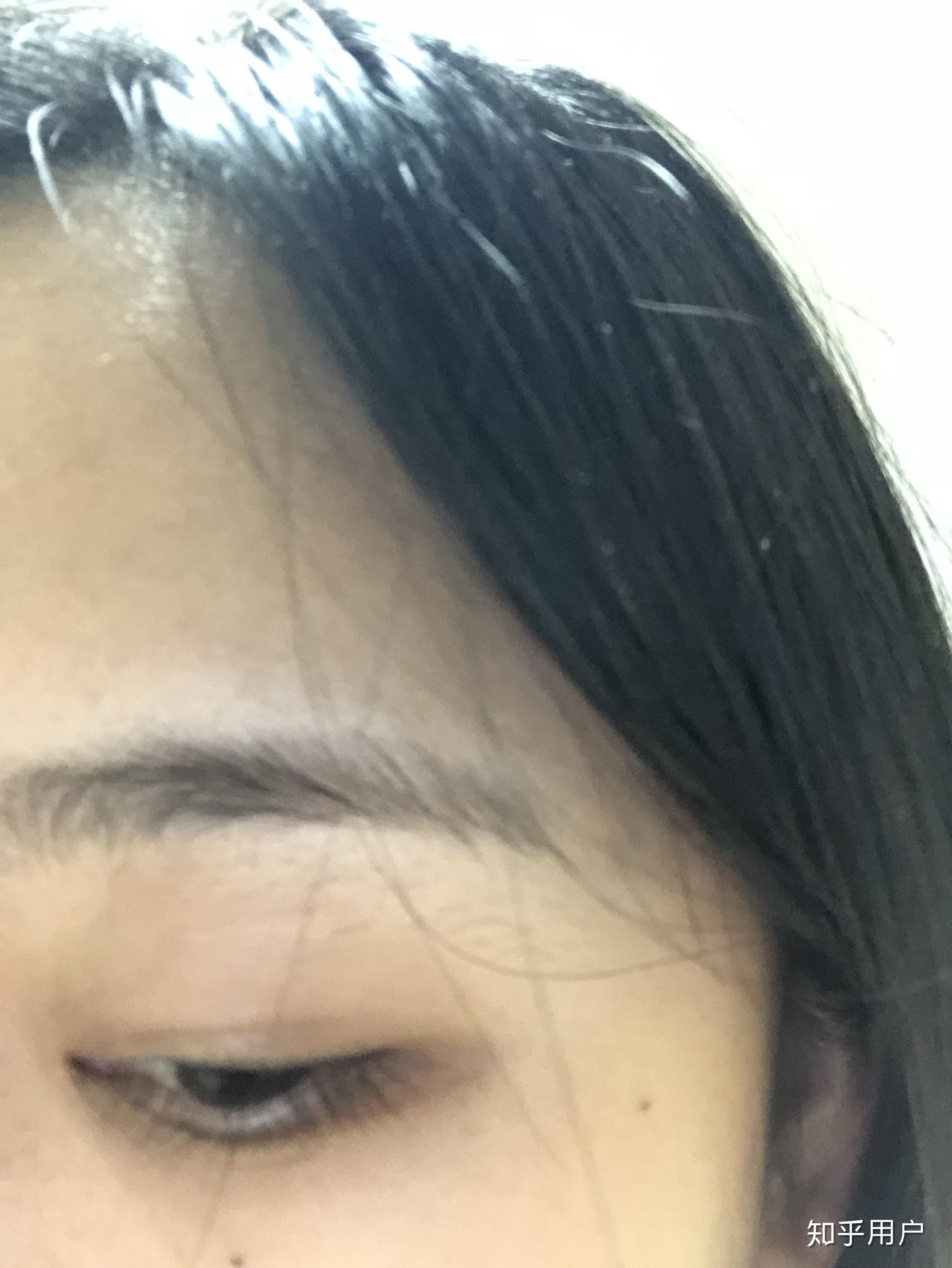 可以解释抖音里的泪痕女孩的文案吗