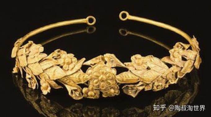 每日古董故事——Tiara 头冠简史(上) - 知乎