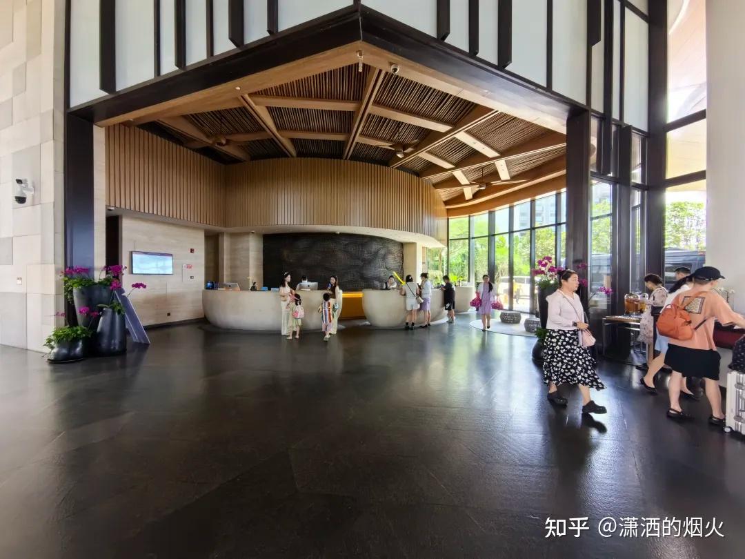 别住这家三亚亲子酒店,你可能拽不走你的娃!海棠湾仁恒皇冠假日 - 知乎