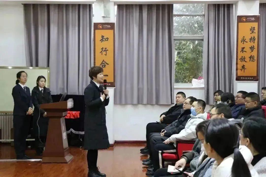 @家长朋友们:为什么建议你一定要参加家长会? - 知乎
