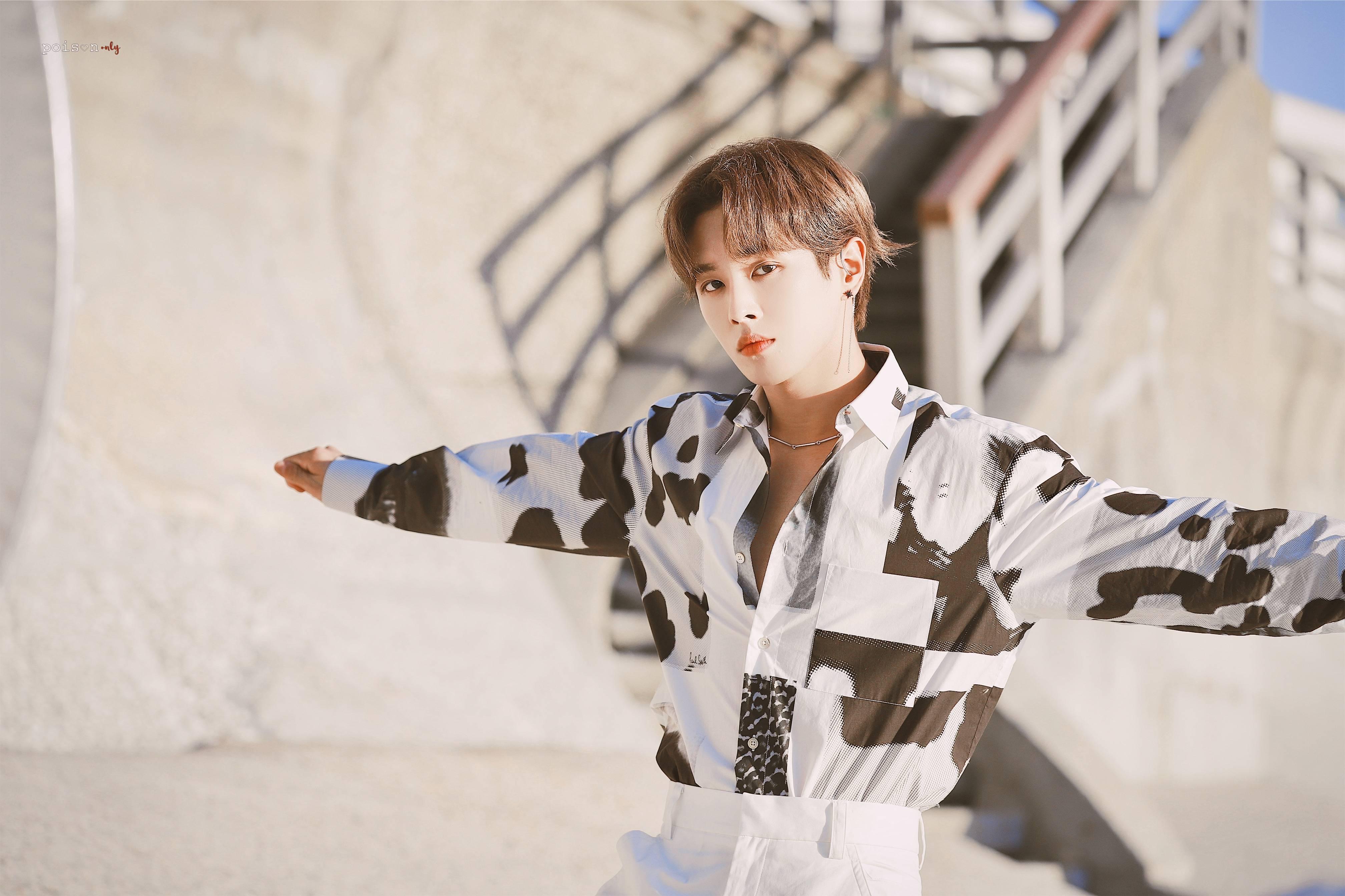 有没有李汶翰的电脑壁纸? - 知乎