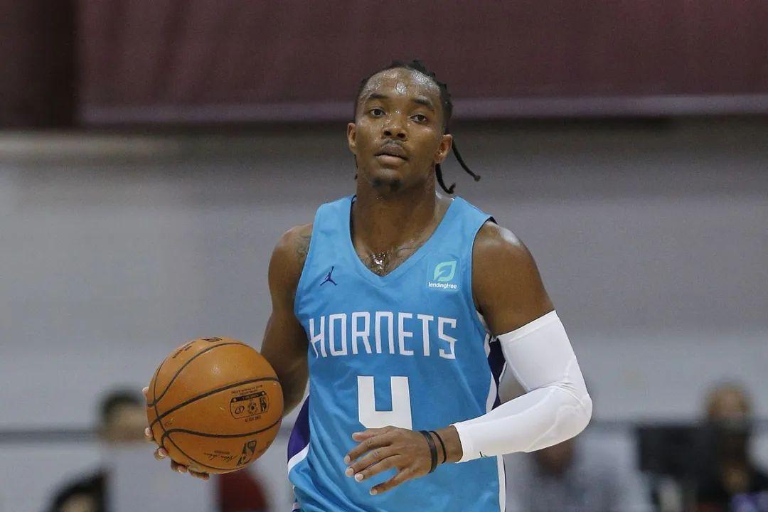 如何评价黄蜂后卫格拉汉姆,他是「进步最快球员」的最大热门吗?