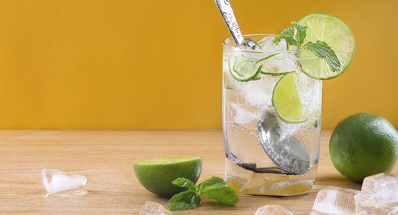 用什么榨柠檬汁