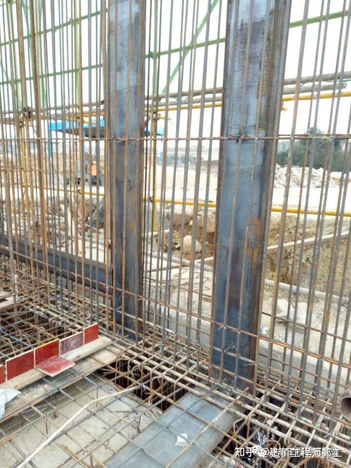 钢板止水带的正确安装方法口到底朝那边