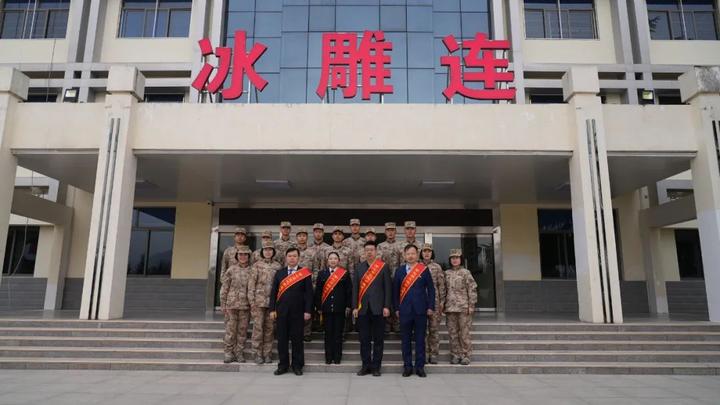 学雷锋故事，树时代新风——宝鸡上善公益联合会张红兵、孙军锁受邀走进军营为官兵做事迹宣讲 - 知乎