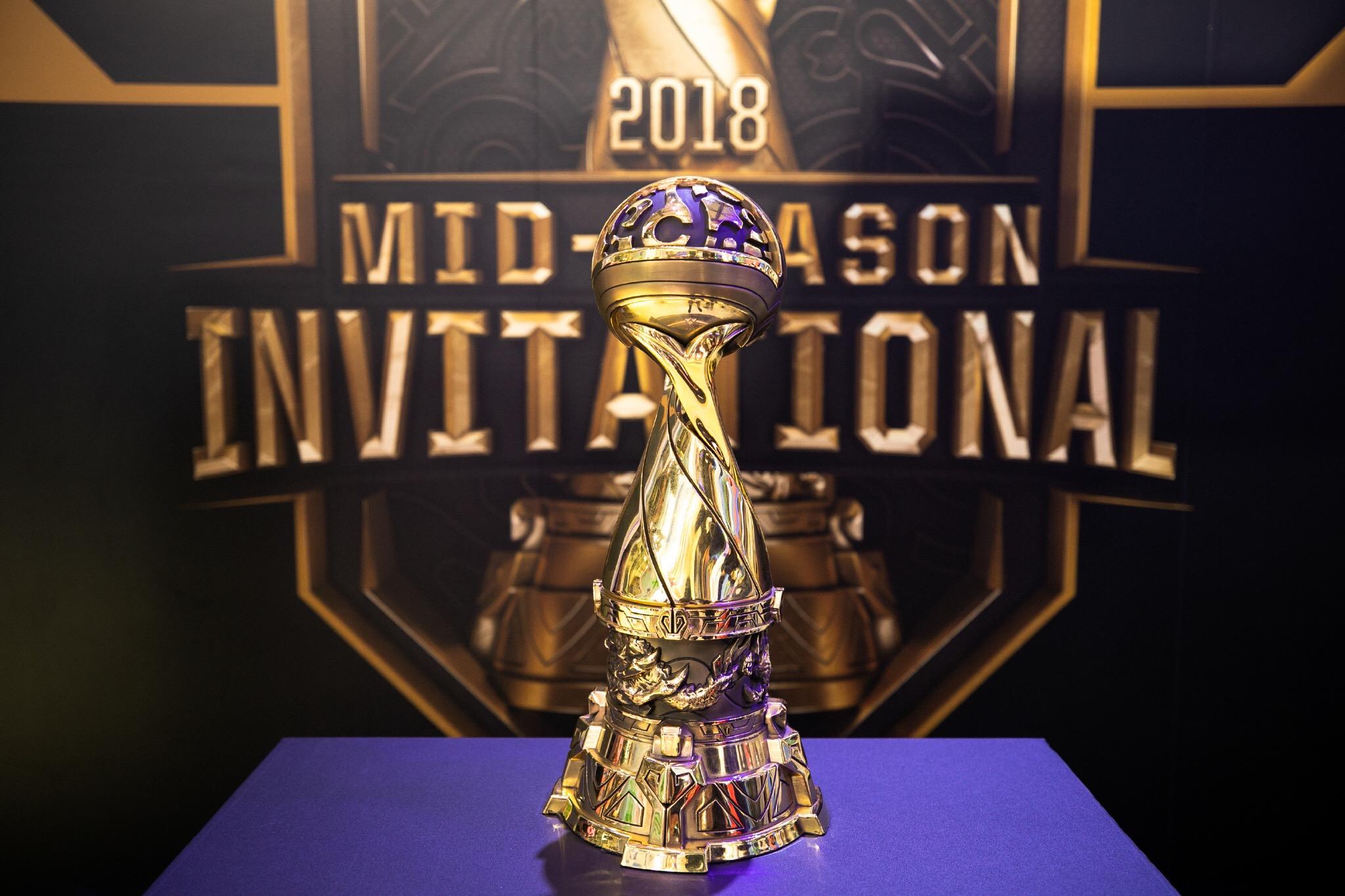 是否能够来分享你的rng壁纸头像