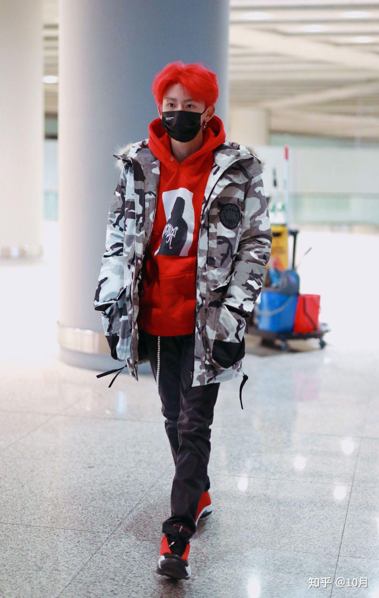 小鬼王琳凯全身照有没有?在线等?